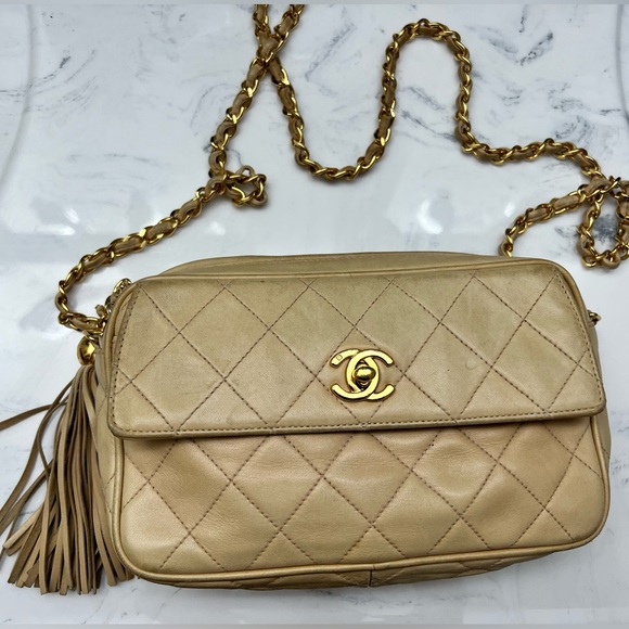 Vintage Chanel Quilted Tassel Camera Bag Beige Leather Chain Strap Shoulder Bag - Picture 2 of 8